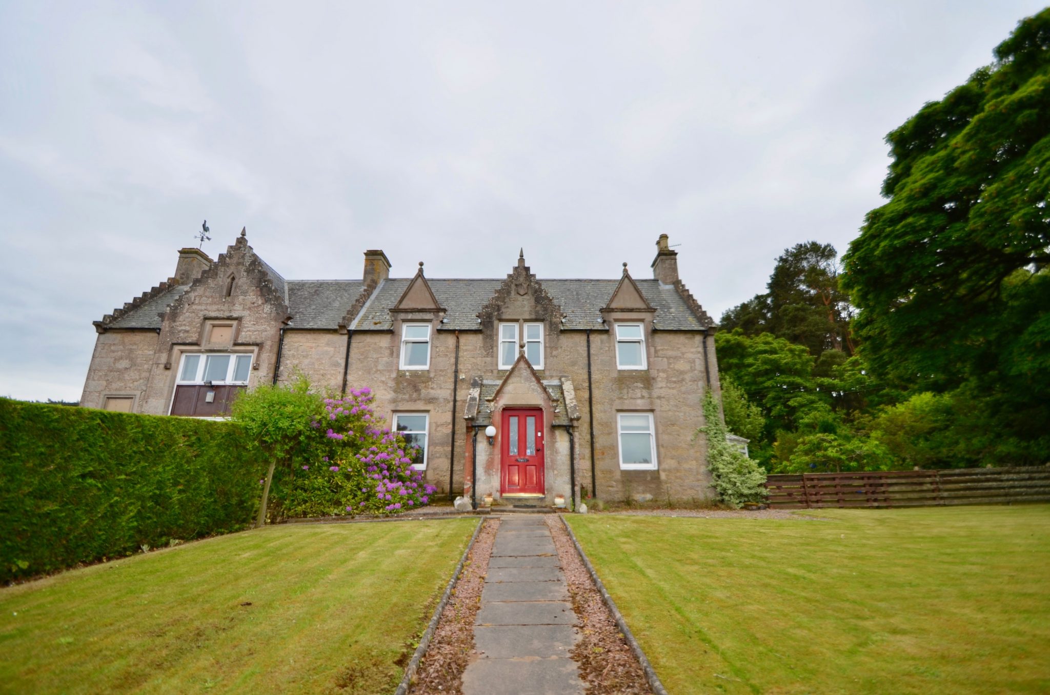 Delnies House, Inverness Road, Nairn, IV12 5NT – R & R Urquhart ...